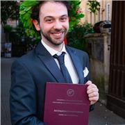 Laureato in recitazione offre lezioni di recitazione, dizione e tecniche di lettura, sia online che in presenza (Roma)